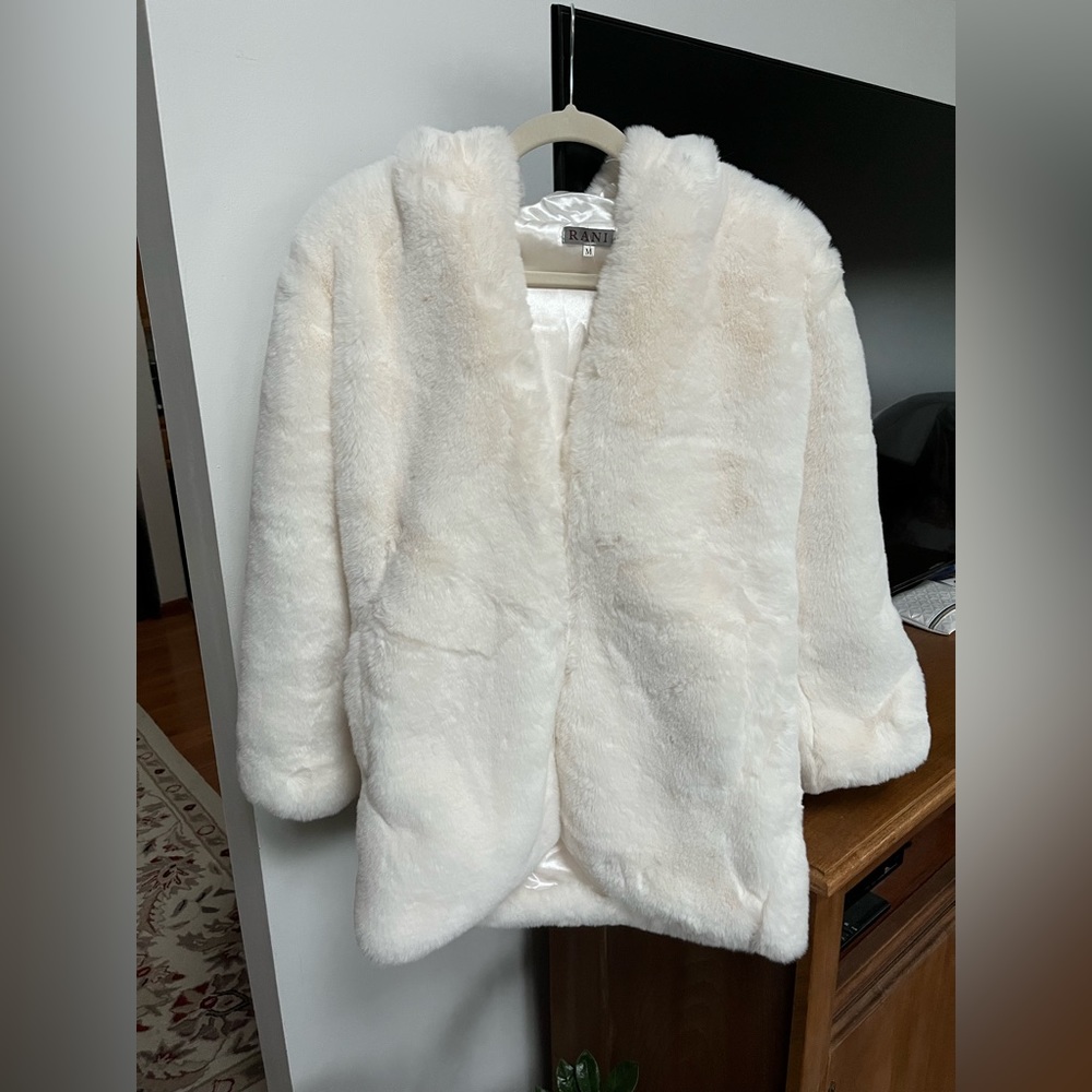 LIKE NEW | White Faux Fur Hooded Coat